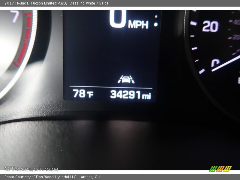 Dazzling White / Beige 2017 Hyundai Tucson Limited AWD