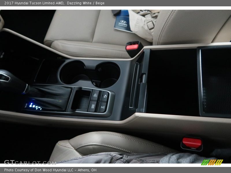 Dazzling White / Beige 2017 Hyundai Tucson Limited AWD