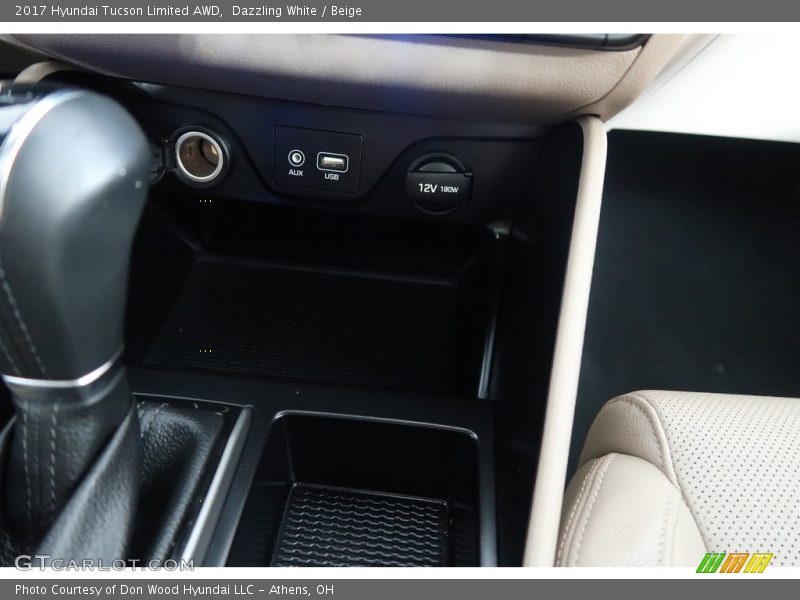 Dazzling White / Beige 2017 Hyundai Tucson Limited AWD