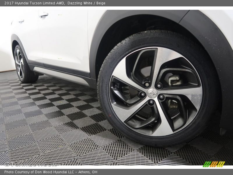 Dazzling White / Beige 2017 Hyundai Tucson Limited AWD