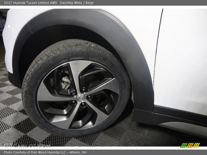 Dazzling White / Beige 2017 Hyundai Tucson Limited AWD