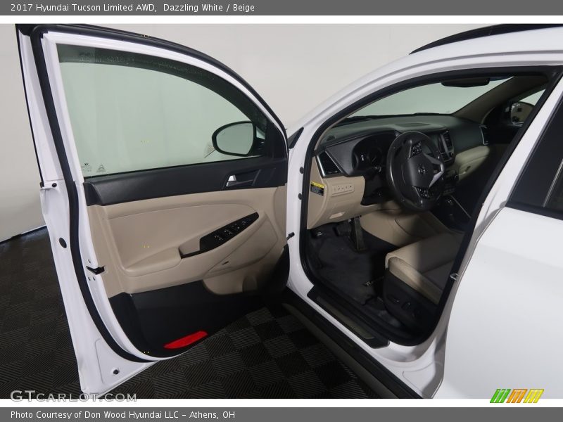 Dazzling White / Beige 2017 Hyundai Tucson Limited AWD