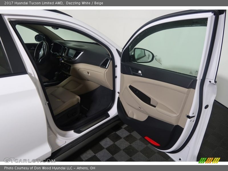 Dazzling White / Beige 2017 Hyundai Tucson Limited AWD