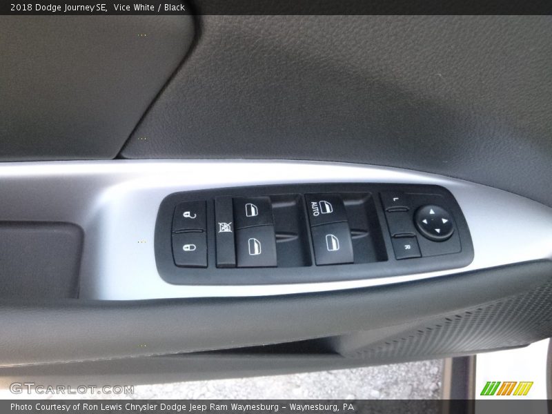 Vice White / Black 2018 Dodge Journey SE