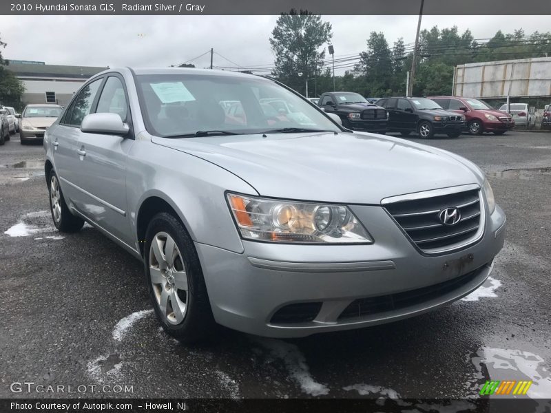 Radiant Silver / Gray 2010 Hyundai Sonata GLS