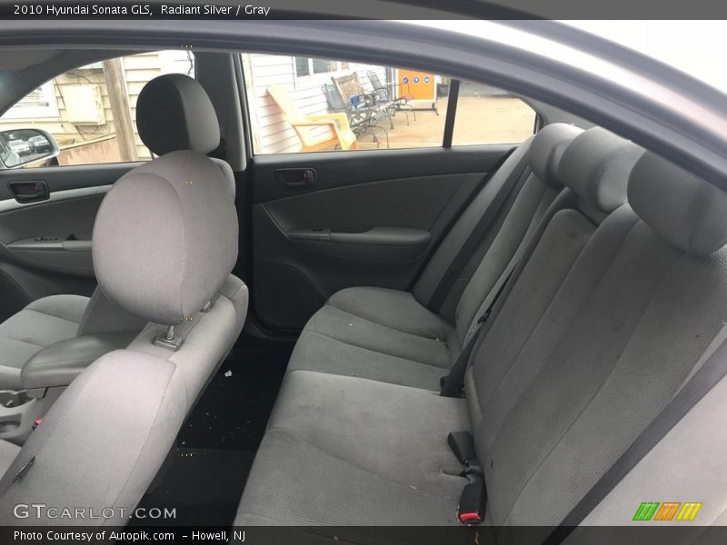 Radiant Silver / Gray 2010 Hyundai Sonata GLS
