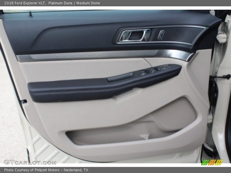 Platinum Dune / Medium Stone 2018 Ford Explorer XLT