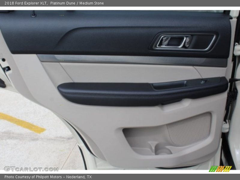 Platinum Dune / Medium Stone 2018 Ford Explorer XLT