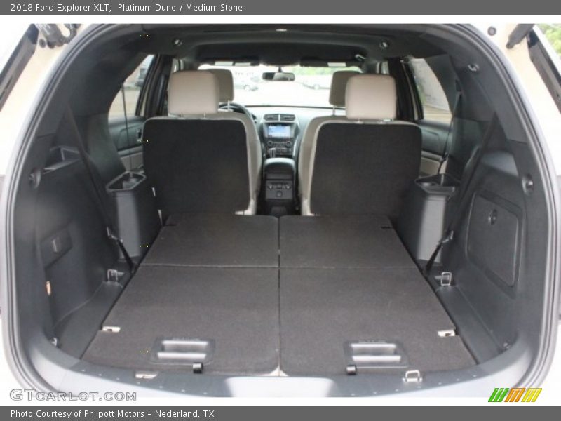 Platinum Dune / Medium Stone 2018 Ford Explorer XLT