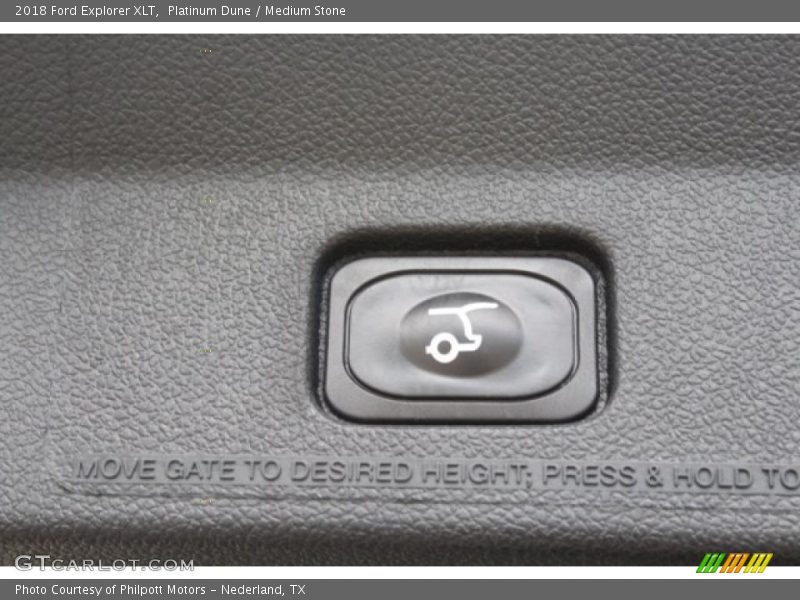 Platinum Dune / Medium Stone 2018 Ford Explorer XLT