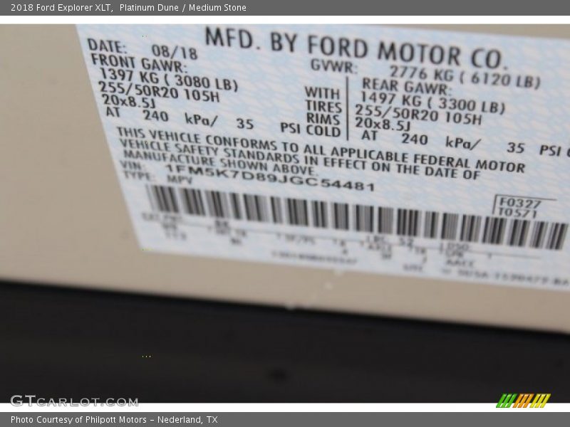 Platinum Dune / Medium Stone 2018 Ford Explorer XLT
