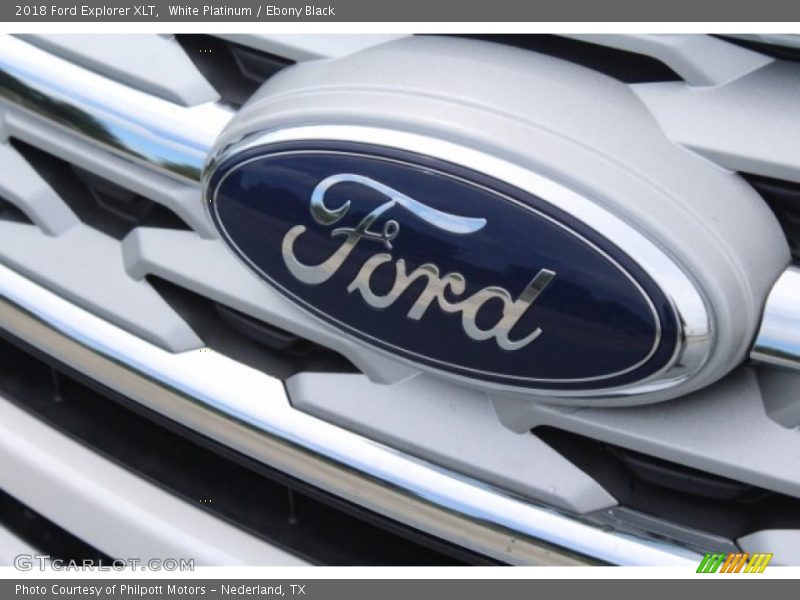 White Platinum / Ebony Black 2018 Ford Explorer XLT