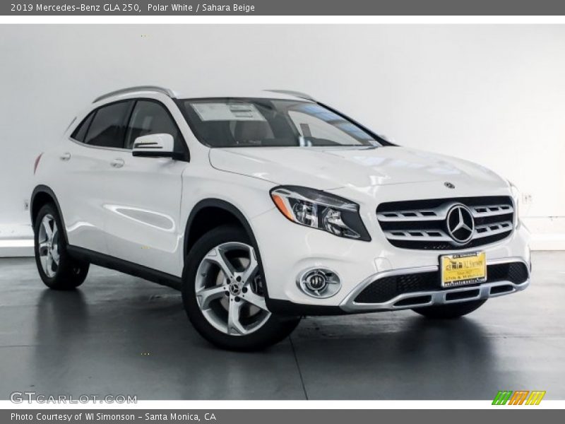 Polar White / Sahara Beige 2019 Mercedes-Benz GLA 250