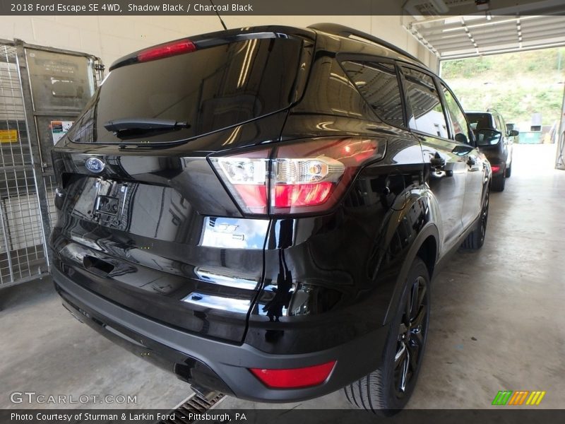 Shadow Black / Charcoal Black 2018 Ford Escape SE 4WD
