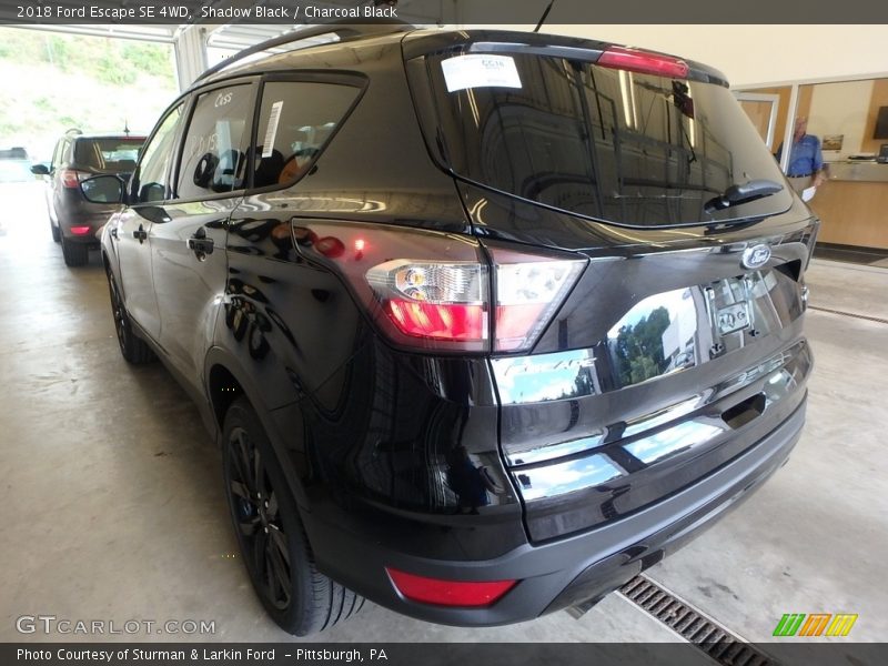 Shadow Black / Charcoal Black 2018 Ford Escape SE 4WD
