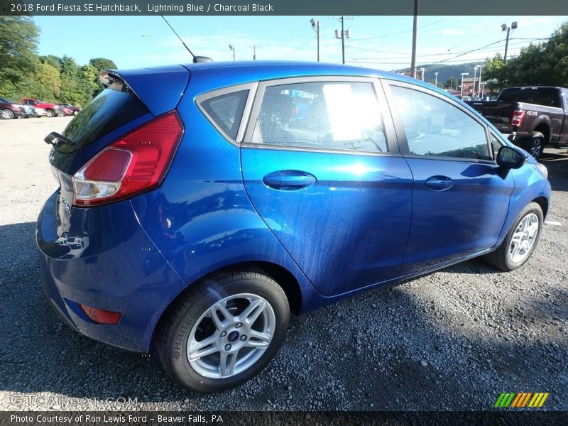 Lightning Blue / Charcoal Black 2018 Ford Fiesta SE Hatchback