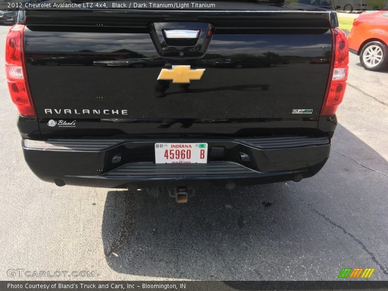 Black / Dark Titanium/Light Titanium 2012 Chevrolet Avalanche LTZ 4x4