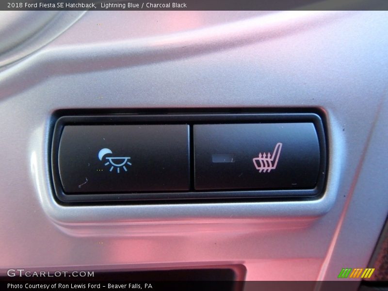 Lightning Blue / Charcoal Black 2018 Ford Fiesta SE Hatchback