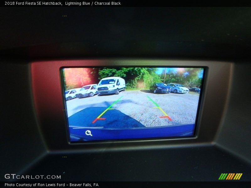 Lightning Blue / Charcoal Black 2018 Ford Fiesta SE Hatchback