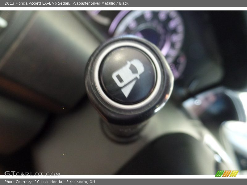 Alabaster Silver Metallic / Black 2013 Honda Accord EX-L V6 Sedan