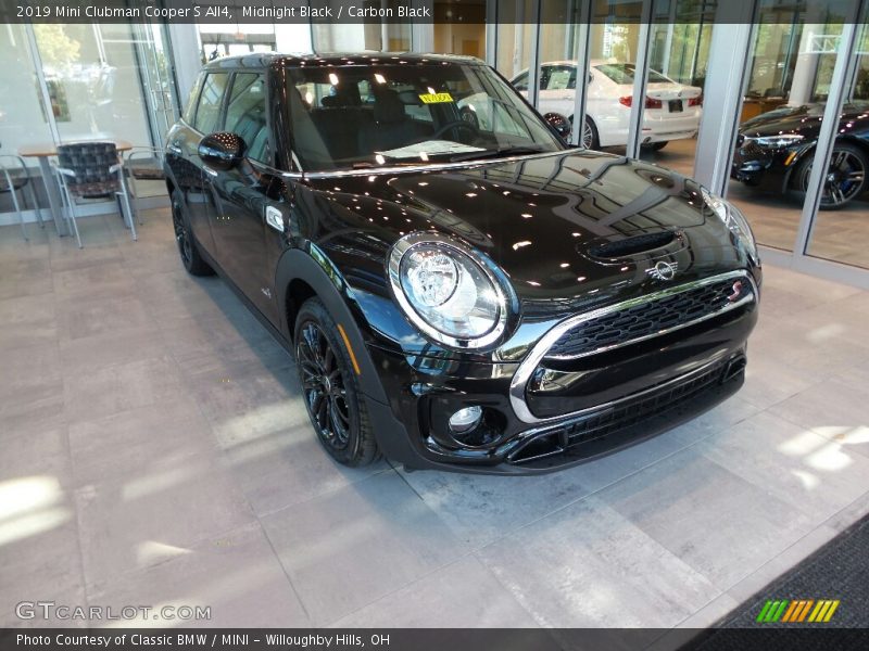 Midnight Black / Carbon Black 2019 Mini Clubman Cooper S All4