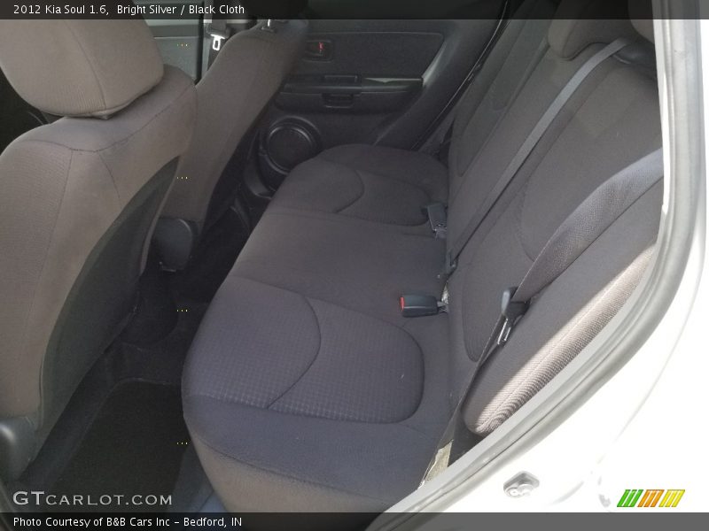 Bright Silver / Black Cloth 2012 Kia Soul 1.6