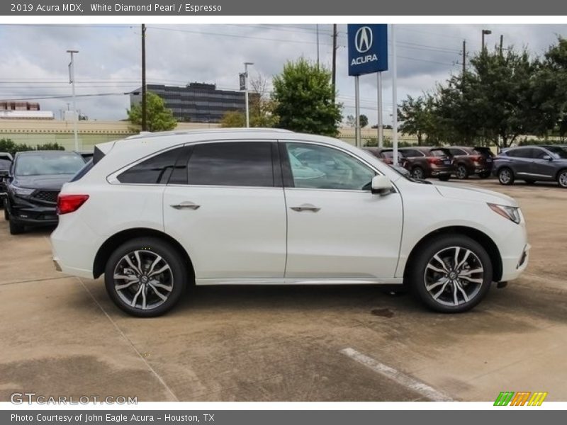 White Diamond Pearl / Espresso 2019 Acura MDX