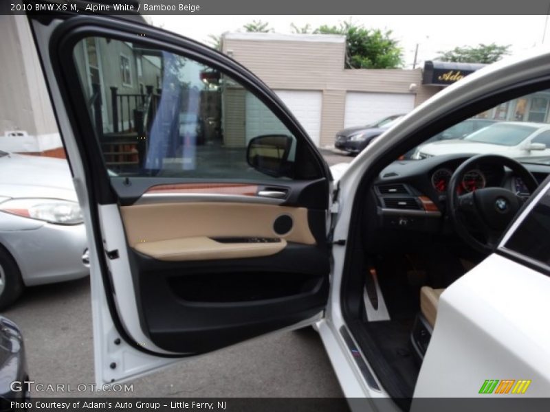 Alpine White / Bamboo Beige 2010 BMW X6 M