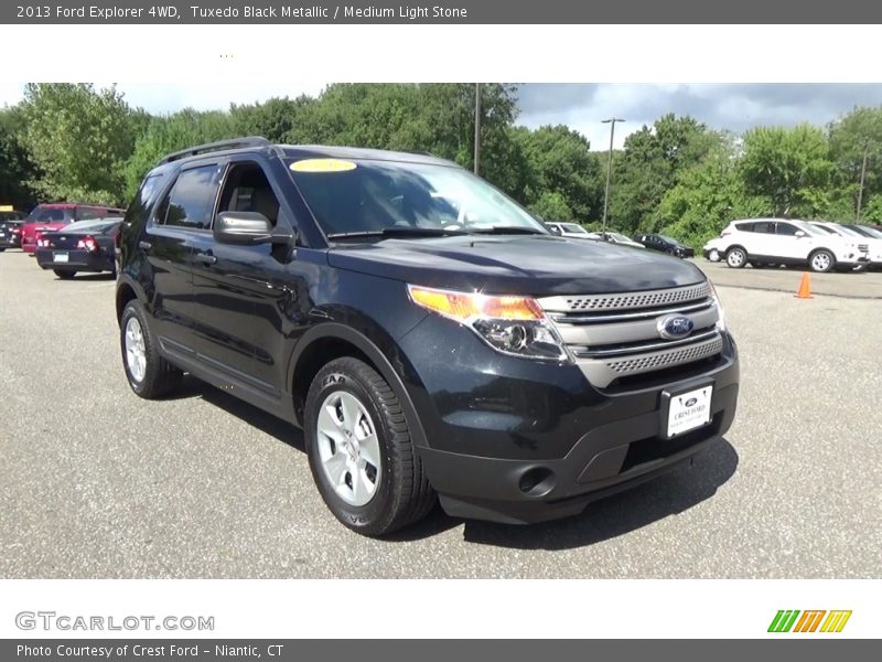 Tuxedo Black Metallic / Medium Light Stone 2013 Ford Explorer 4WD