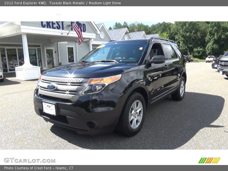 Tuxedo Black Metallic / Medium Light Stone 2013 Ford Explorer 4WD