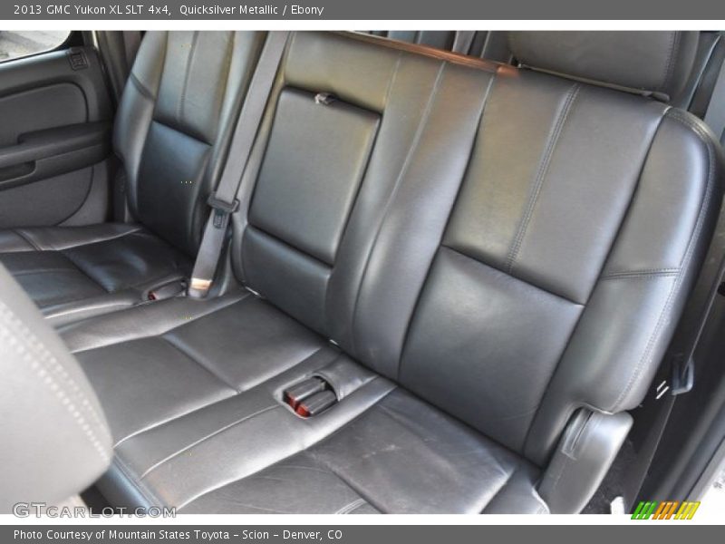 Quicksilver Metallic / Ebony 2013 GMC Yukon XL SLT 4x4