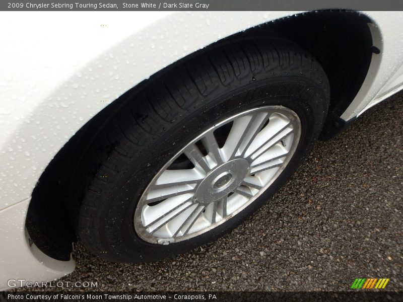 Stone White / Dark Slate Gray 2009 Chrysler Sebring Touring Sedan