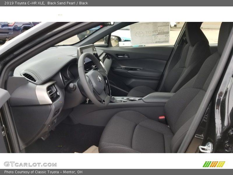 Black Sand Pearl / Black 2019 Toyota C-HR XLE