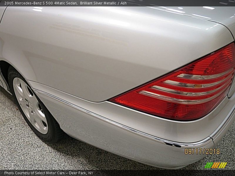 Brilliant Silver Metallic / Ash 2005 Mercedes-Benz S 500 4Matic Sedan