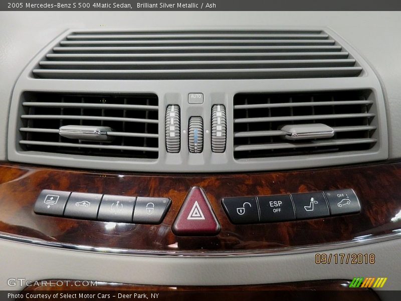 Brilliant Silver Metallic / Ash 2005 Mercedes-Benz S 500 4Matic Sedan