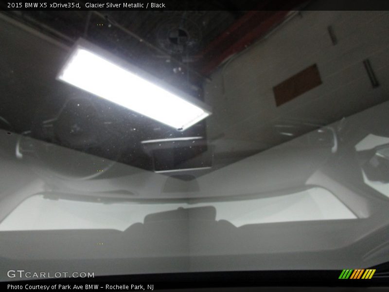 Glacier Silver Metallic / Black 2015 BMW X5 xDrive35d