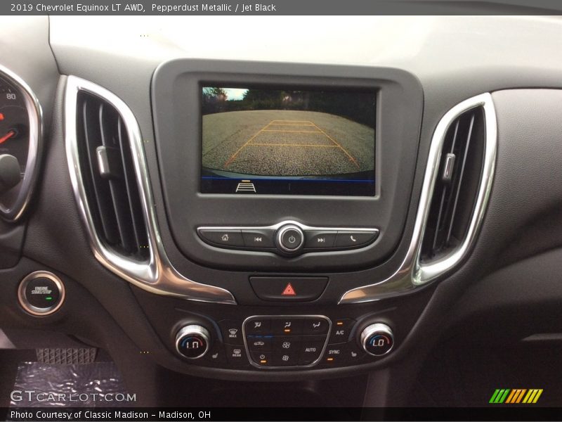 Pepperdust Metallic / Jet Black 2019 Chevrolet Equinox LT AWD