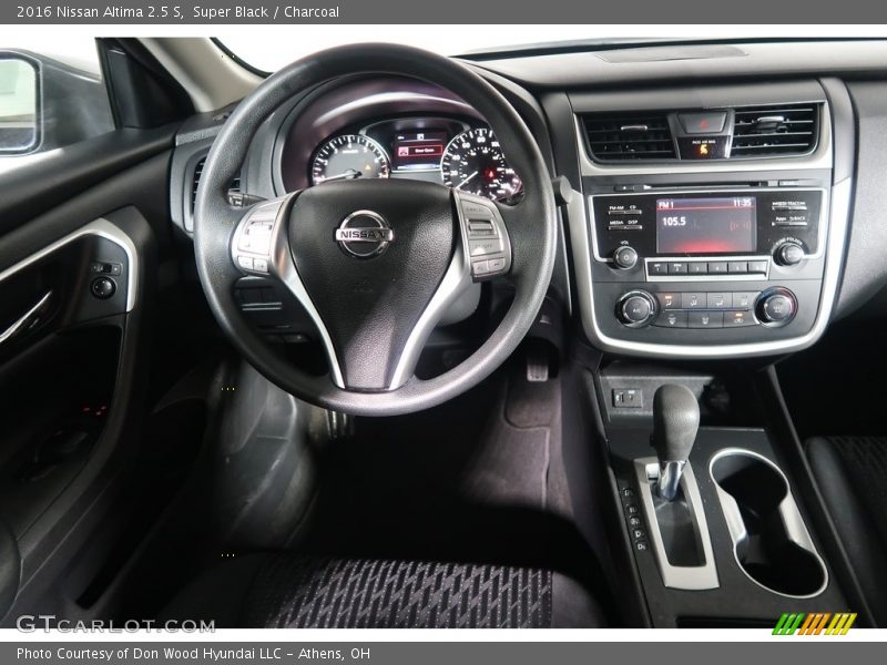 Super Black / Charcoal 2016 Nissan Altima 2.5 S