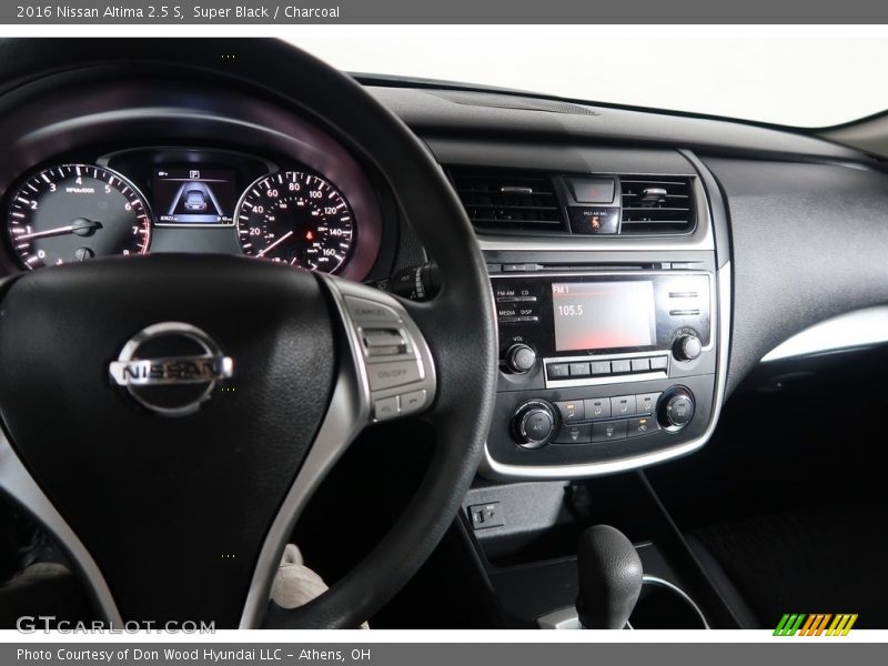 Super Black / Charcoal 2016 Nissan Altima 2.5 S
