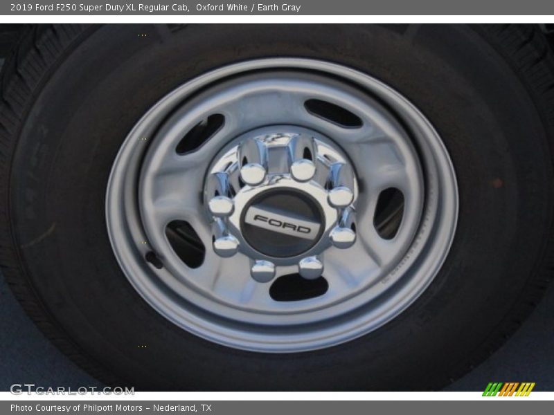 Oxford White / Earth Gray 2019 Ford F250 Super Duty XL Regular Cab