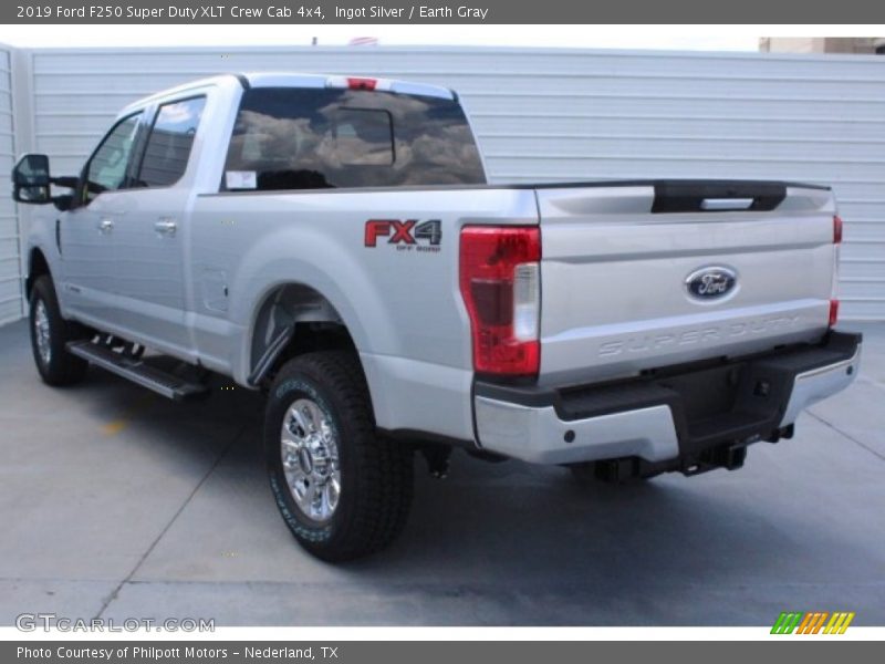 Ingot Silver / Earth Gray 2019 Ford F250 Super Duty XLT Crew Cab 4x4