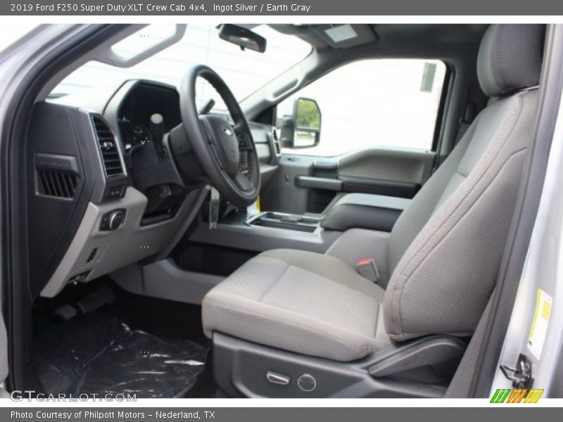 Ingot Silver / Earth Gray 2019 Ford F250 Super Duty XLT Crew Cab 4x4