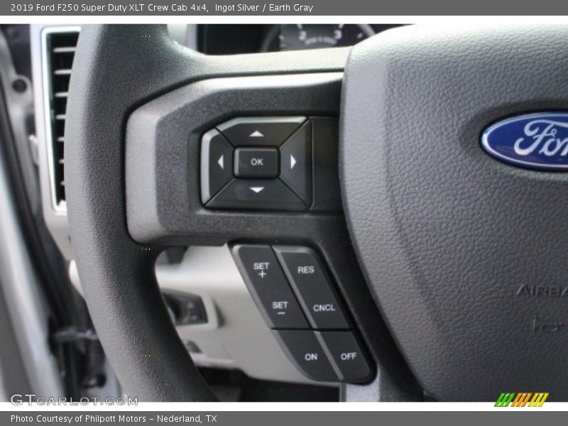 Ingot Silver / Earth Gray 2019 Ford F250 Super Duty XLT Crew Cab 4x4