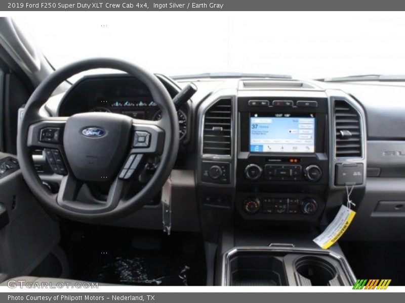 Ingot Silver / Earth Gray 2019 Ford F250 Super Duty XLT Crew Cab 4x4