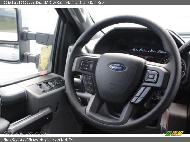 Ingot Silver / Earth Gray 2019 Ford F250 Super Duty XLT Crew Cab 4x4