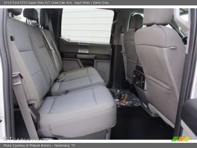 Ingot Silver / Earth Gray 2019 Ford F250 Super Duty XLT Crew Cab 4x4