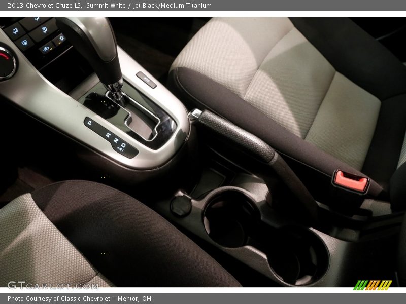Summit White / Jet Black/Medium Titanium 2013 Chevrolet Cruze LS