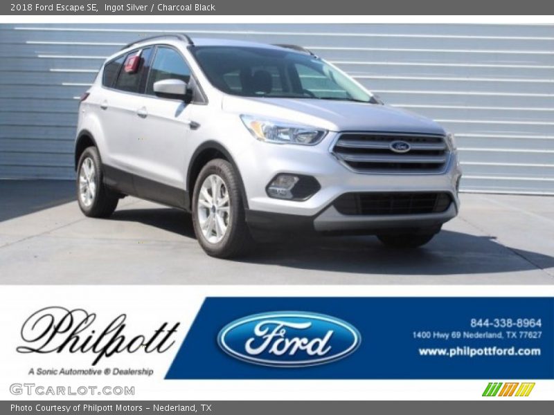 Ingot Silver / Charcoal Black 2018 Ford Escape SE