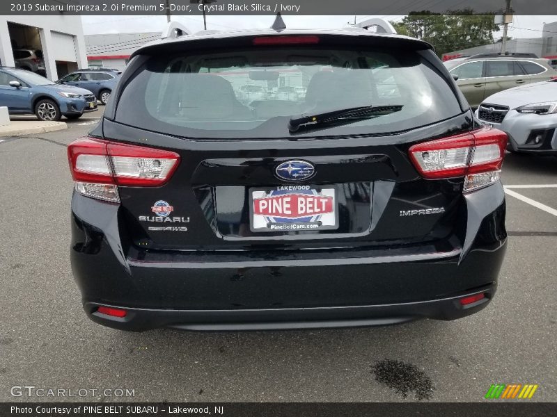 Crystal Black Silica / Ivory 2019 Subaru Impreza 2.0i Premium 5-Door
