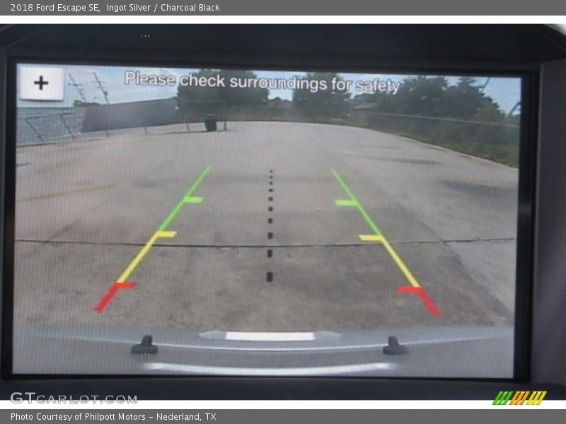 Ingot Silver / Charcoal Black 2018 Ford Escape SE